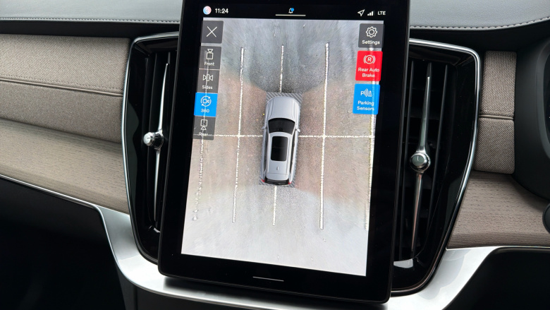 Volvo XC90 2.0 T8 PHEV Ultra Dark 5dr AWD Geartronic Estate